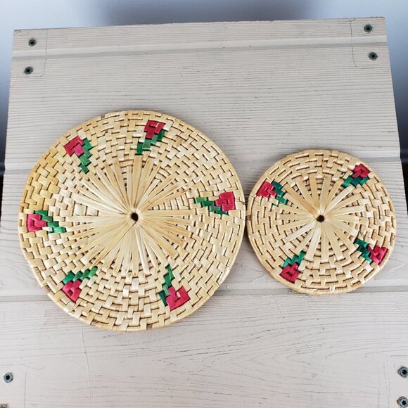 Vintage Set of 3 Straw and Fabric Trivets - Picture 3 of 5
